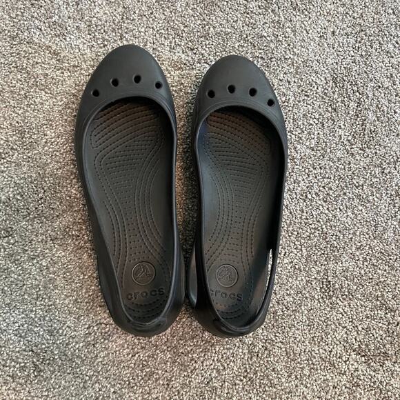 Crocs Kadee Ballet Flat Shoes size 11 Black Comfort Slip On Lightweight - Picture 1 of 5